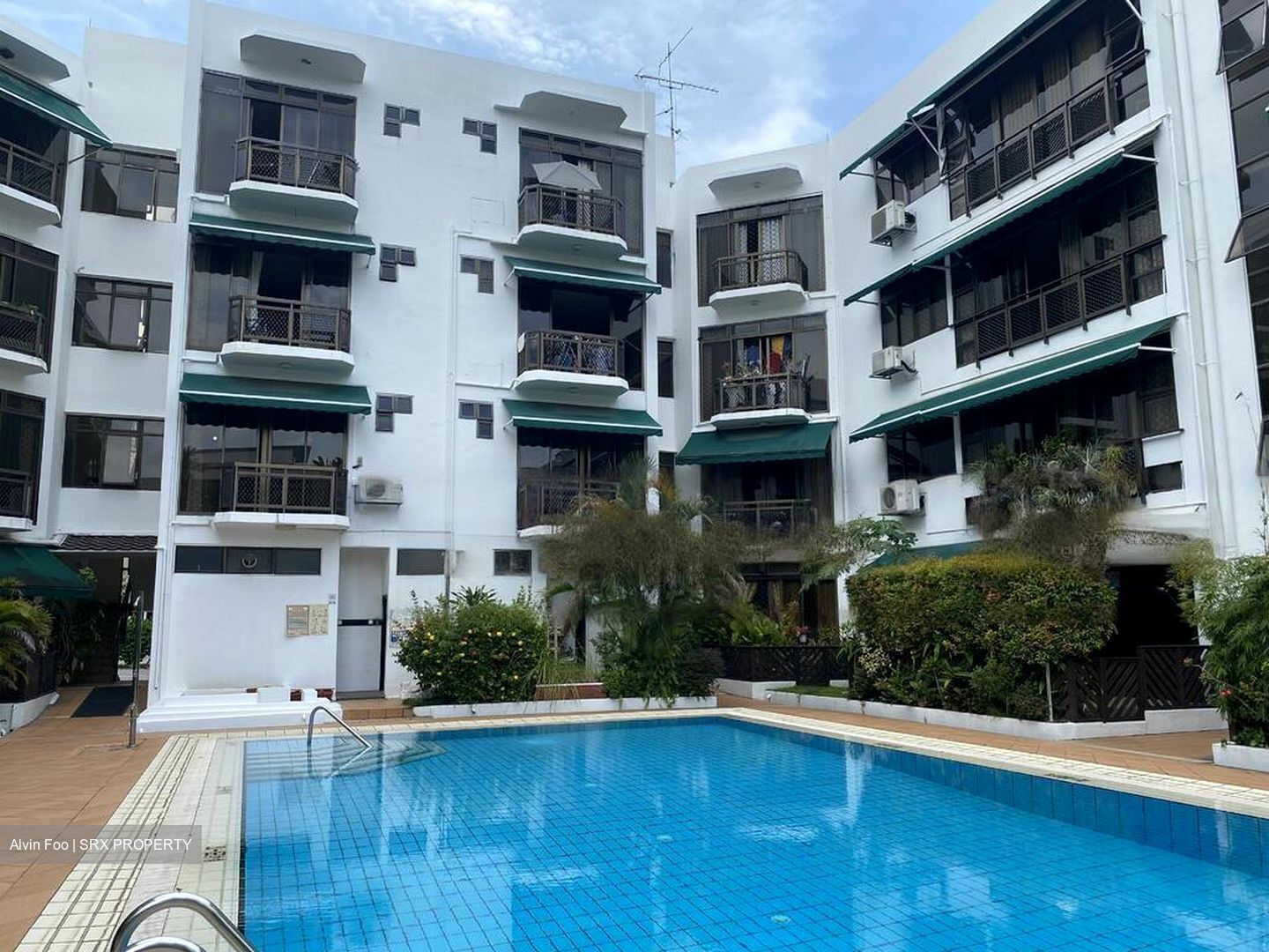 Cambridge Village (D8), Apartment #581234471